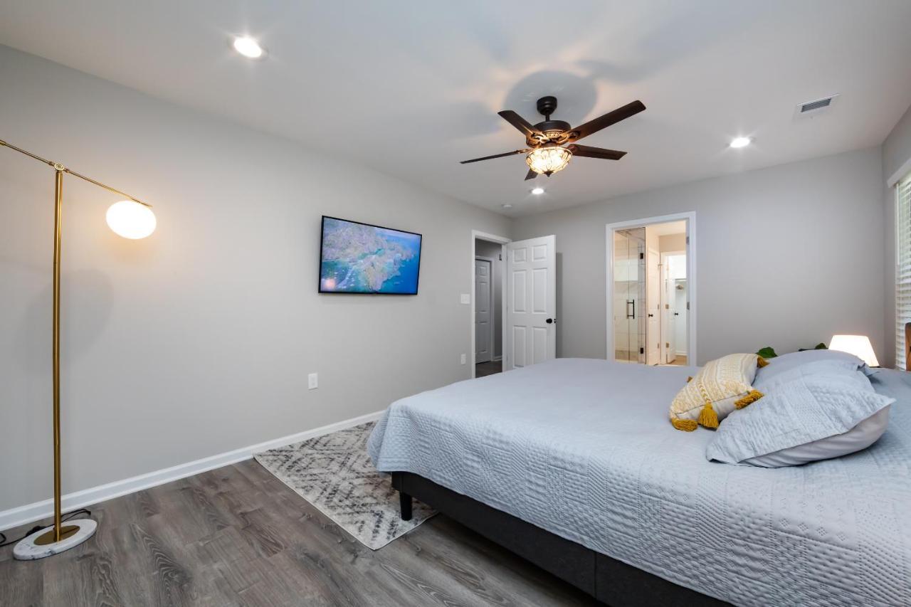 Brandnew Spacious 4 Bedroom House Minutes To Uptown Charlotte Kültér fotó